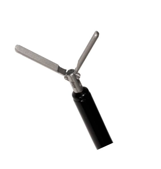 Зажим Kocher с кремальерой